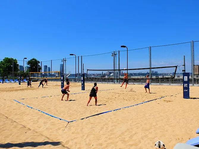 Mitä tehdä TriBeCassa - Beach Volley