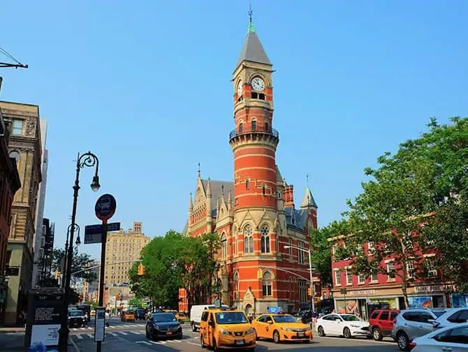 Mitä tehdä West Villagessa - Jefferson Market Courthouse