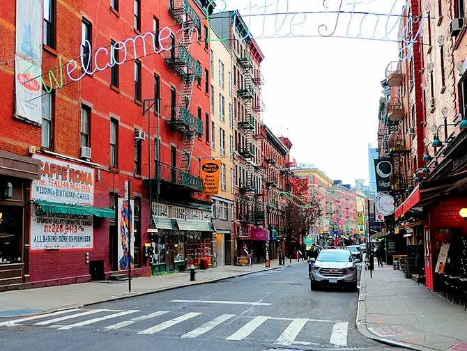 Mitä tehdä New Yorkin Little Italyssä