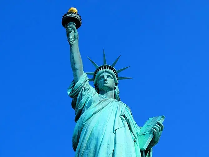 Vapaudenpatsas ja Ellis Island -risteily New Yorkissa - Vapaudenpatsas