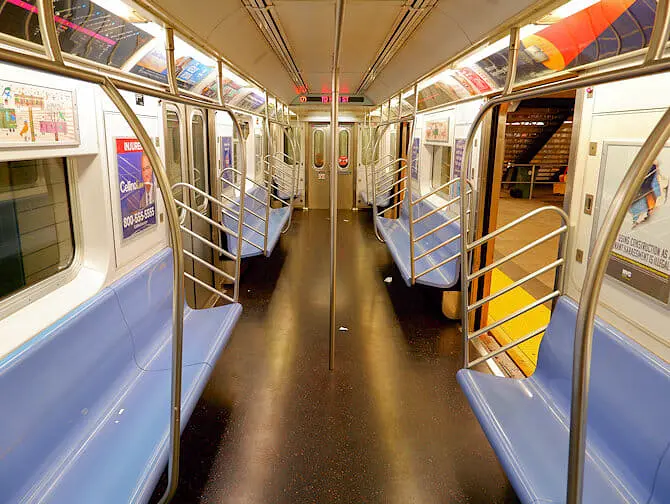 New Yorkin metro sisaltag