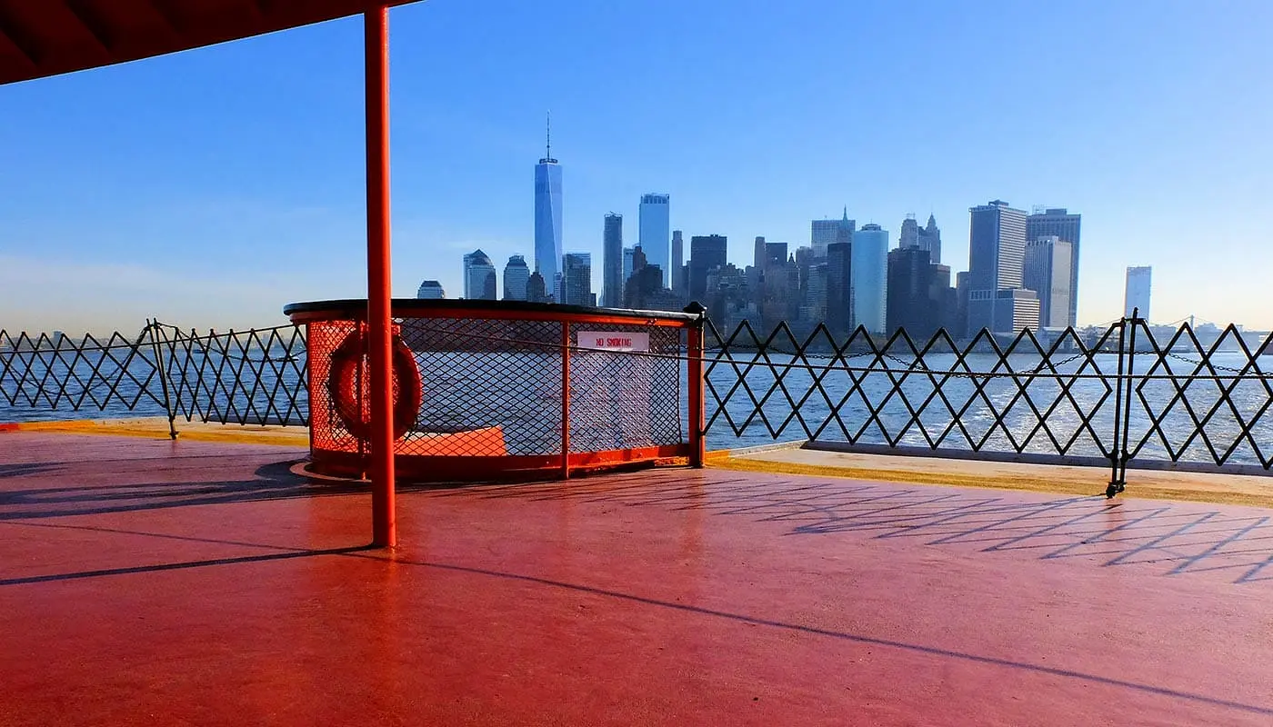 Staten Island Ferry - siluetti