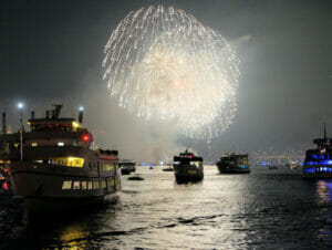 4th of July -risteilyt New Yorkissa