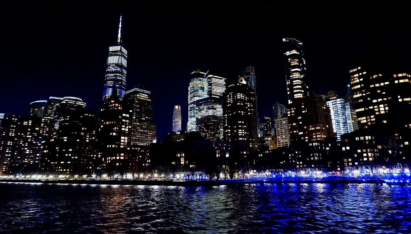 Kiitospäivän illallisristeilyt New Yorkissa - Näkymä