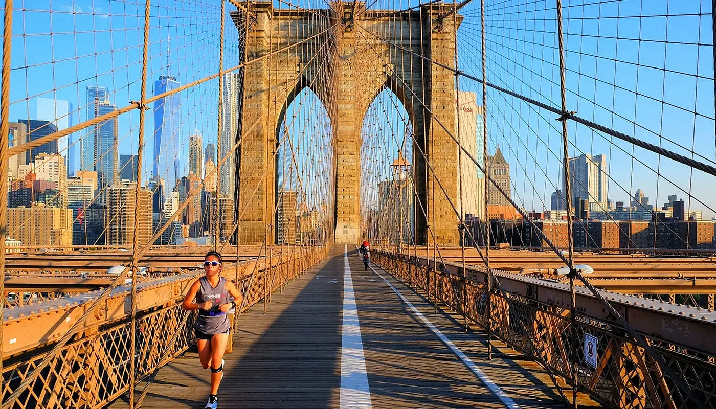 Brooklynin silta New Yorkissa - Lenkillä