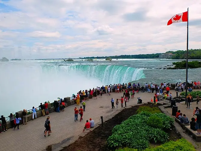 New Yorkista Kanada, Niagaran putoukset ja Finger Lakes 3-paivan matka