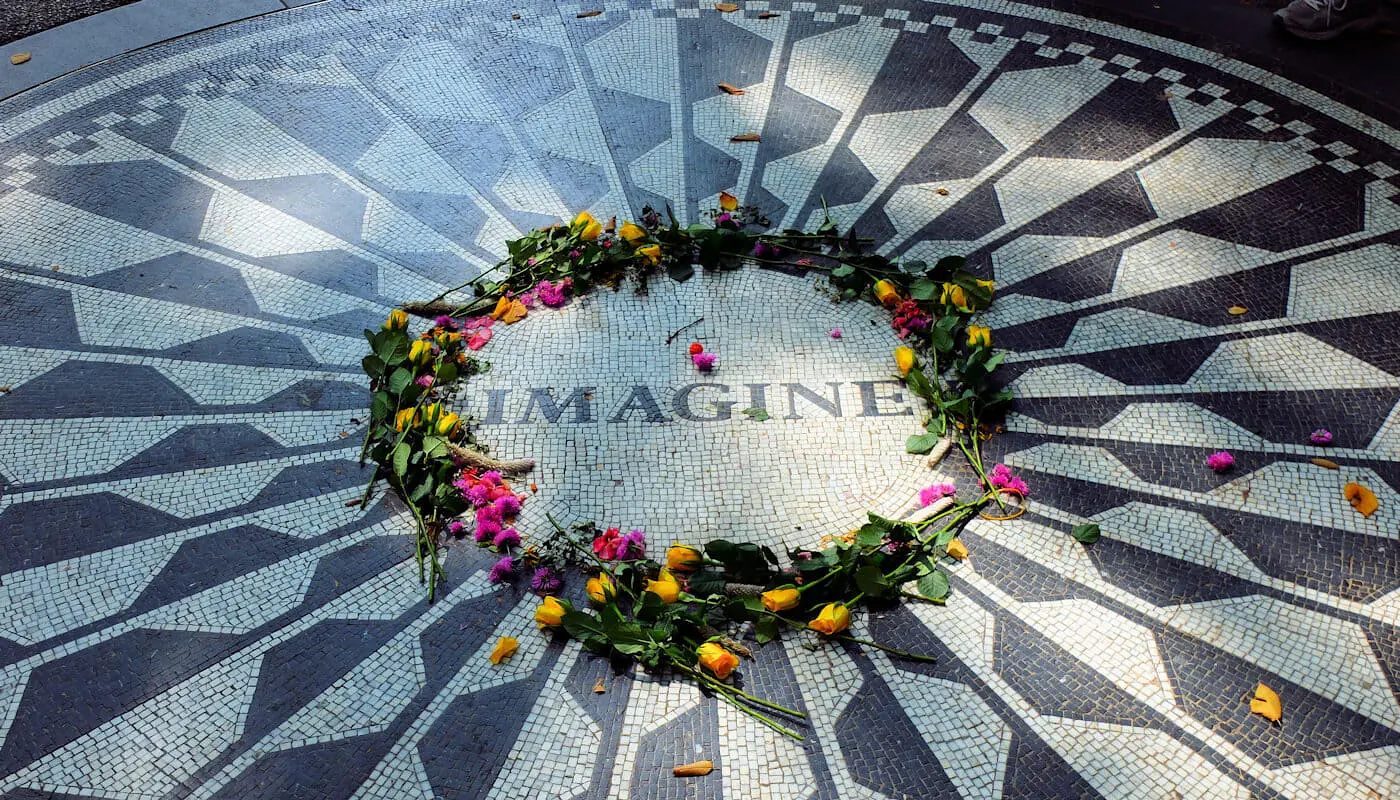 Central Park New Yorkissa - Strawberry Fields