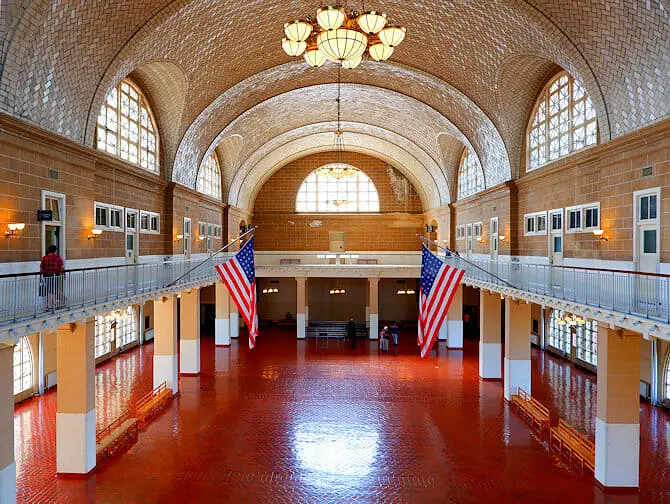 Ellis Island New Yorkissa - Registry Room