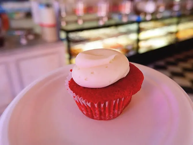 Parhaat cupcake-leivonnaiset New Yorkissa - Little Cupcake Bakeshop -kuppikakku