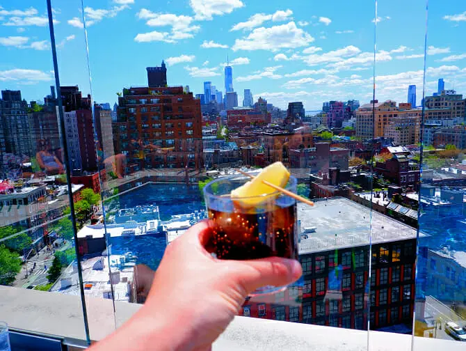 New Yorkin parhaat kattoterassibaarit - N&auml;kym&auml; Gansevoort Hotellista