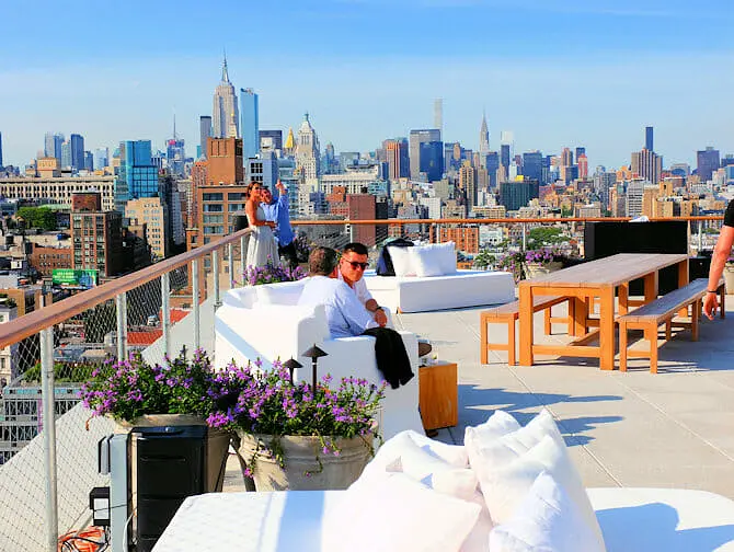 New Yorkin parhaat kattoterassibaarit - The Roof at PUBLIC