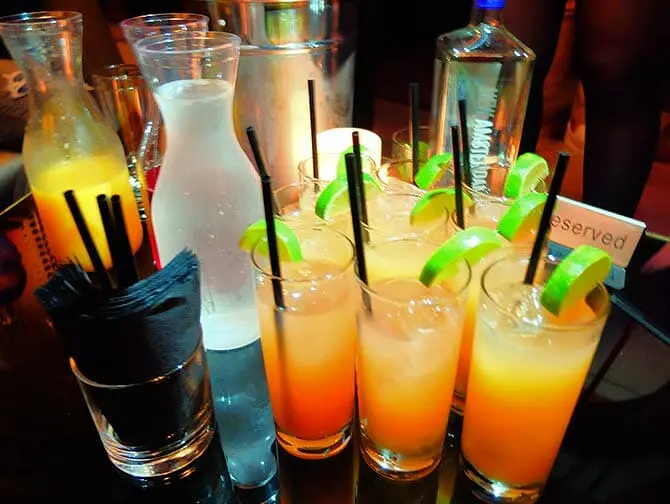 New York Nightclub Experience - Drinkit