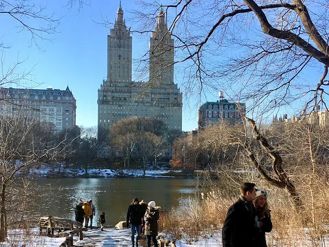 Uudenvuodenpäivä New Yorkissa - Luistelemassa Central Parkissa