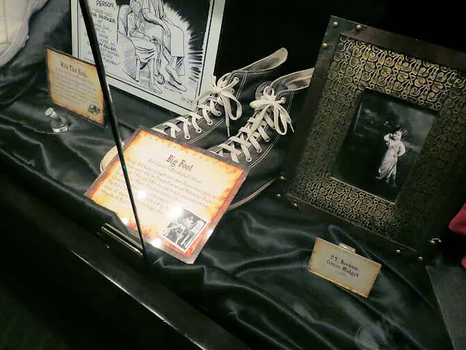 Ripley’s Believe It or Not! -museo New Yorkissa - Isot lenkkarit
