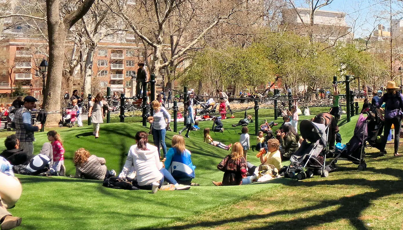 Leikkipuistot New Yorkissa - Washington Square