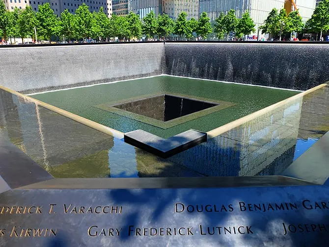 9/11 Memorial ja Financial District -kierros New Yorkissa - 9/11 Memorial