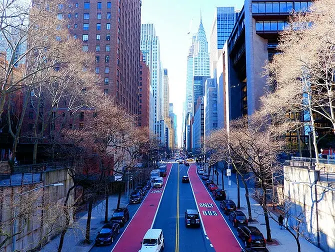 New Yorkin arkkitehtuurikierros - East 42nd Street