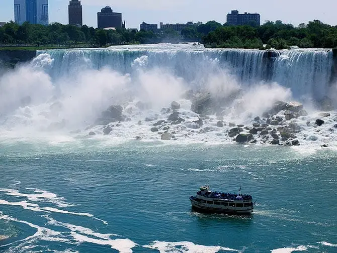 New Yorkista Niagaran putouksille 2-paivan matka - risteily