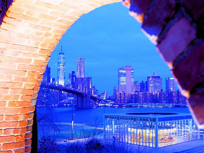 Brooklyn Bridge Park New Yorkissa - Empire Stores