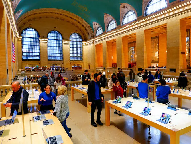 Elektroniikan ostaminen New Yorkissa - Apple Store Grand Central