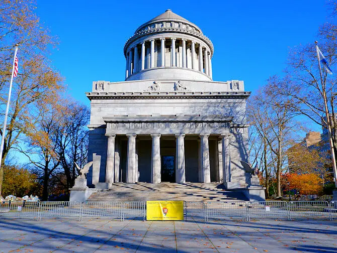 Veterans Day New Yorkissa - Grant's Tomb