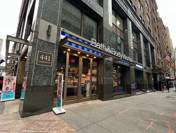 Kosmetiikkaostokset New Yorkissa - Bath and Body Works