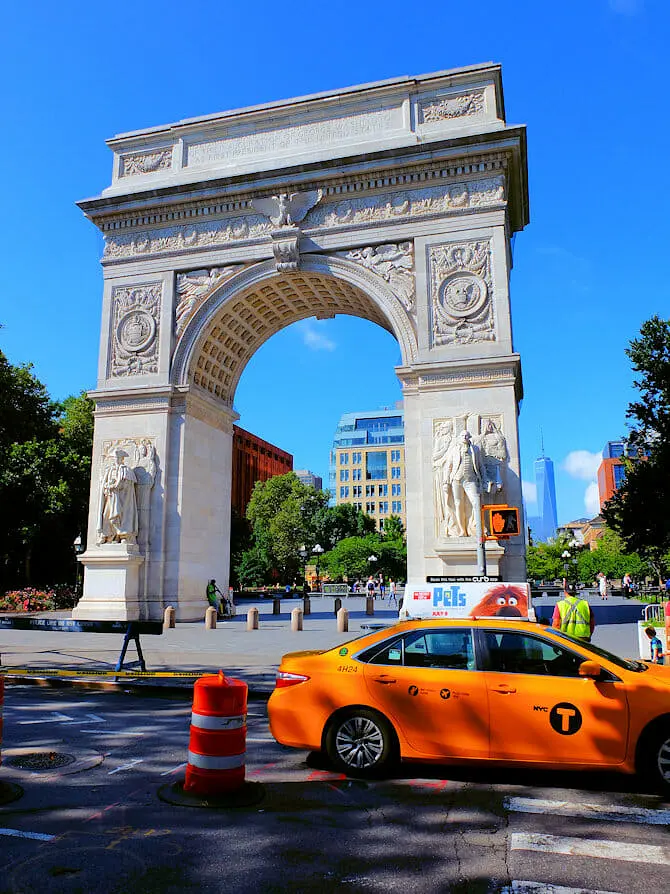 Manhattanin pyöräretki - Washington Square Park