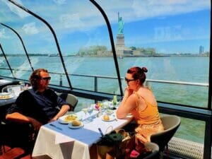 Bateaux-lounasristeily New Yorkissa