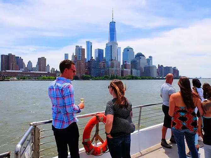 Bateaux-lounasristeily New Yorkissa - Näköala