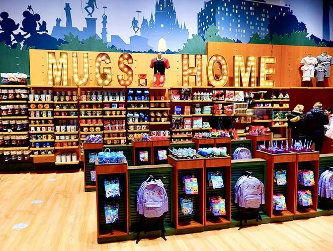 Disney-kauppa Times Squarella - Mukit