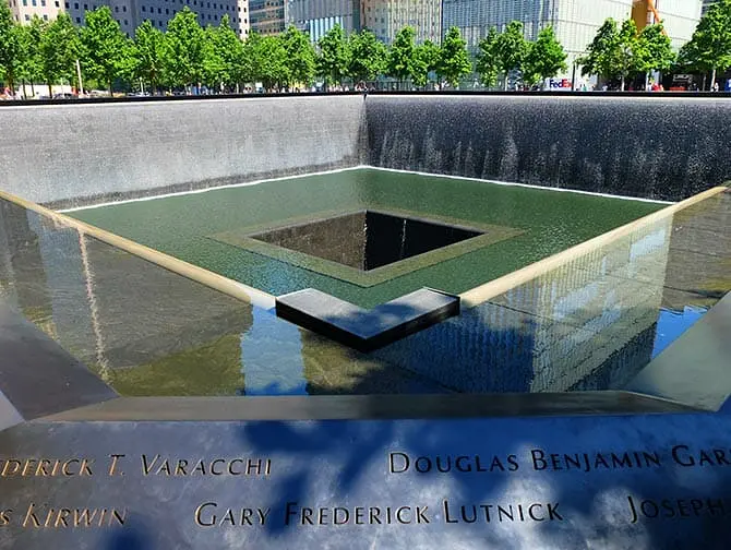 New York Explorer Pass ja New York Pass -kaupunkipassien erot - 9/11 Memorial