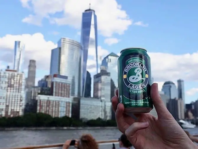 Happy Hour -risteily New Yorkissa - Juomaa