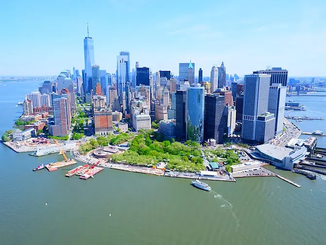 Edulliset helikopterilennot New Yorkin yllä