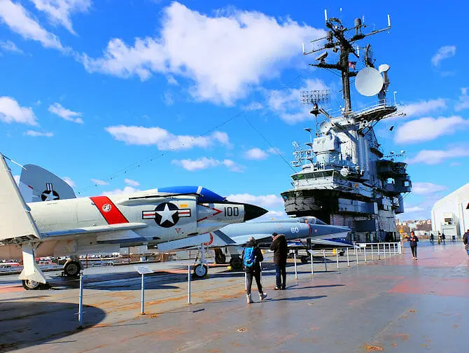 Fleet Week New Yorkissa - Intrepid-museo