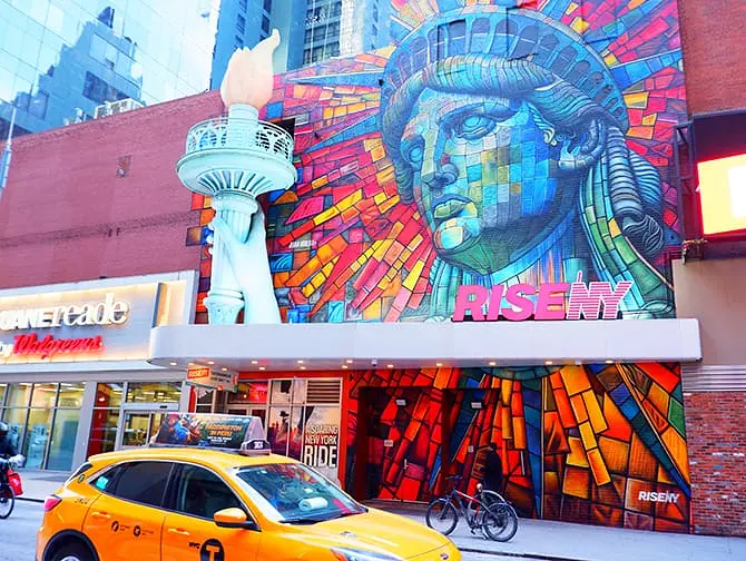 RiseNY Times Squarella
