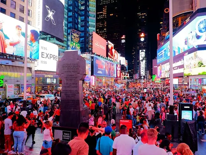 Mitä tehdä Times Squarella