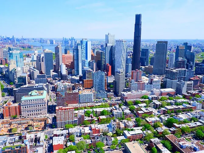 Helikopterikuljetus JFK:n tai Newarkin lentokentän ja Manhattanin välillä - Brooklyn