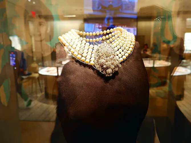 Tiffany's New Yorkissa - Audrey Experience