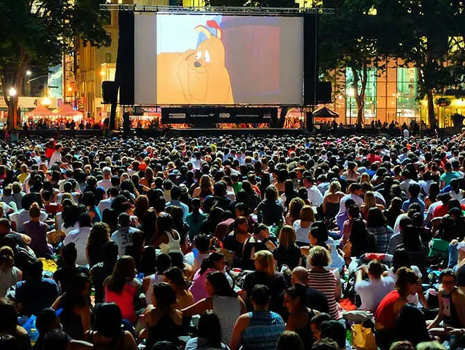 Bryant Park in New York - Free film