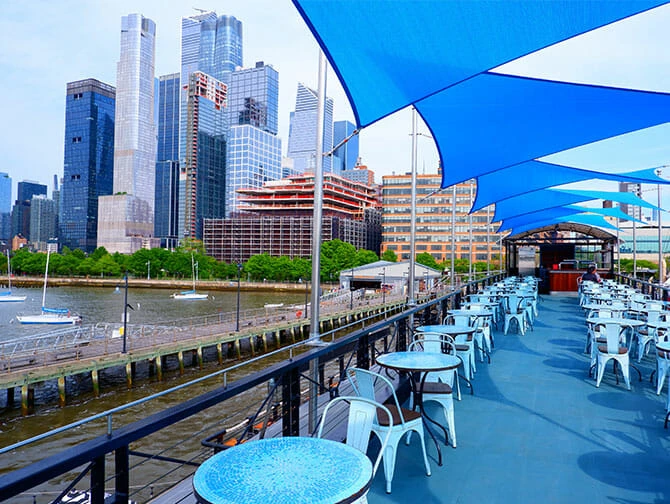 Hudson River Park New Yorkissa - Pier 66