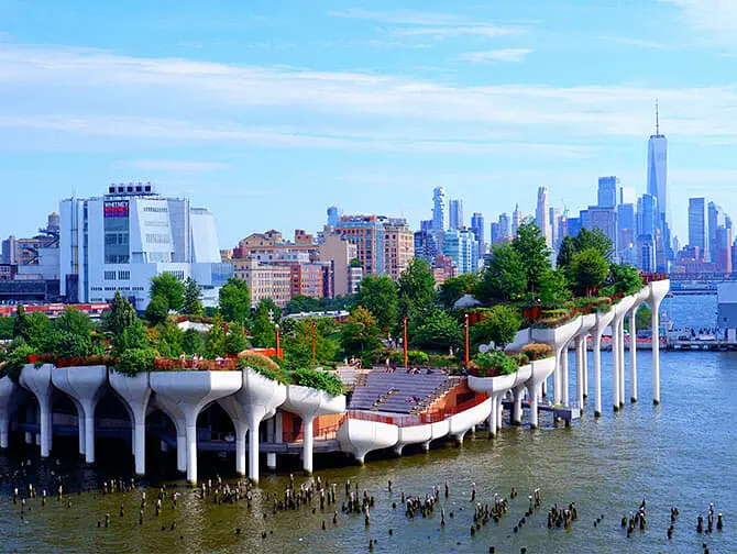 Hudson River Park New Yorkissa - Pier 57 näkymät