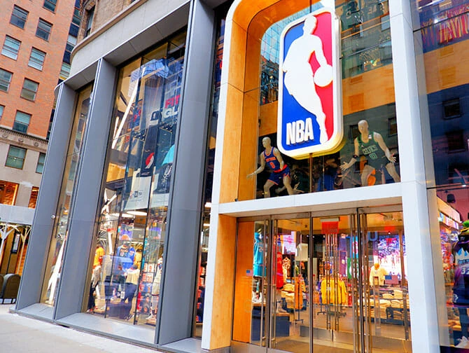 Urheilukaupat New Yorkissa - NBA Store