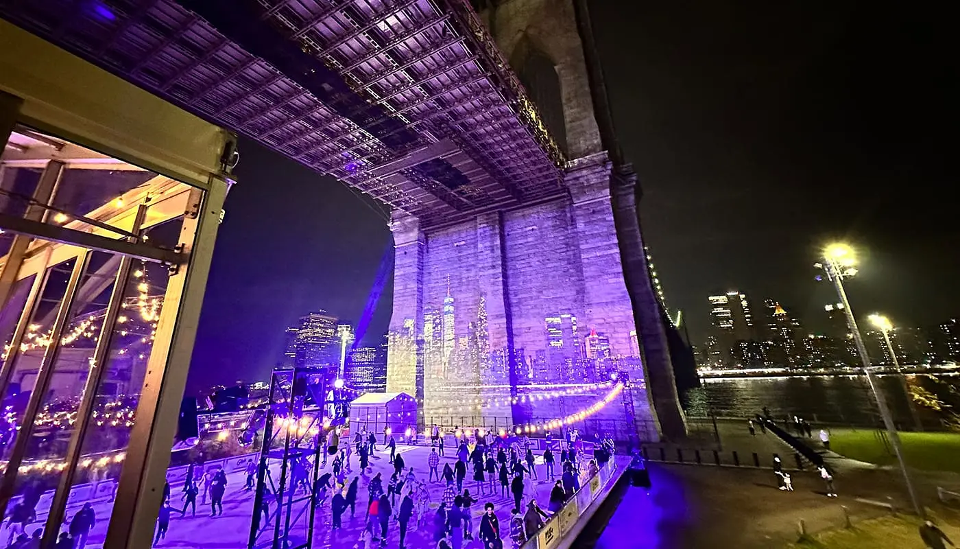 Luisteleminen New Yorkissa - Brooklyn Bridge Park