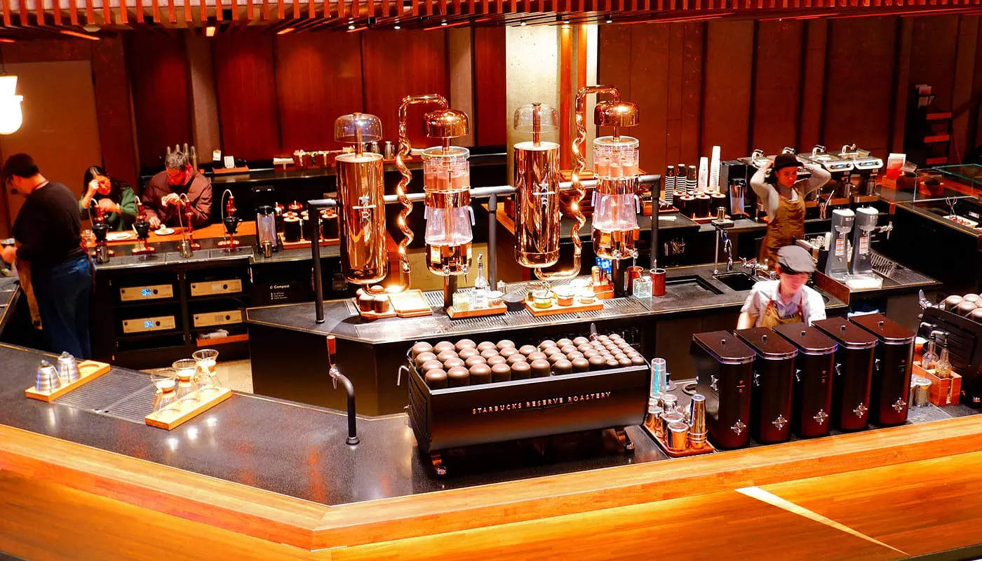 Paras kahvi New Yorkissa - Starbucks Reserve Roastery New York