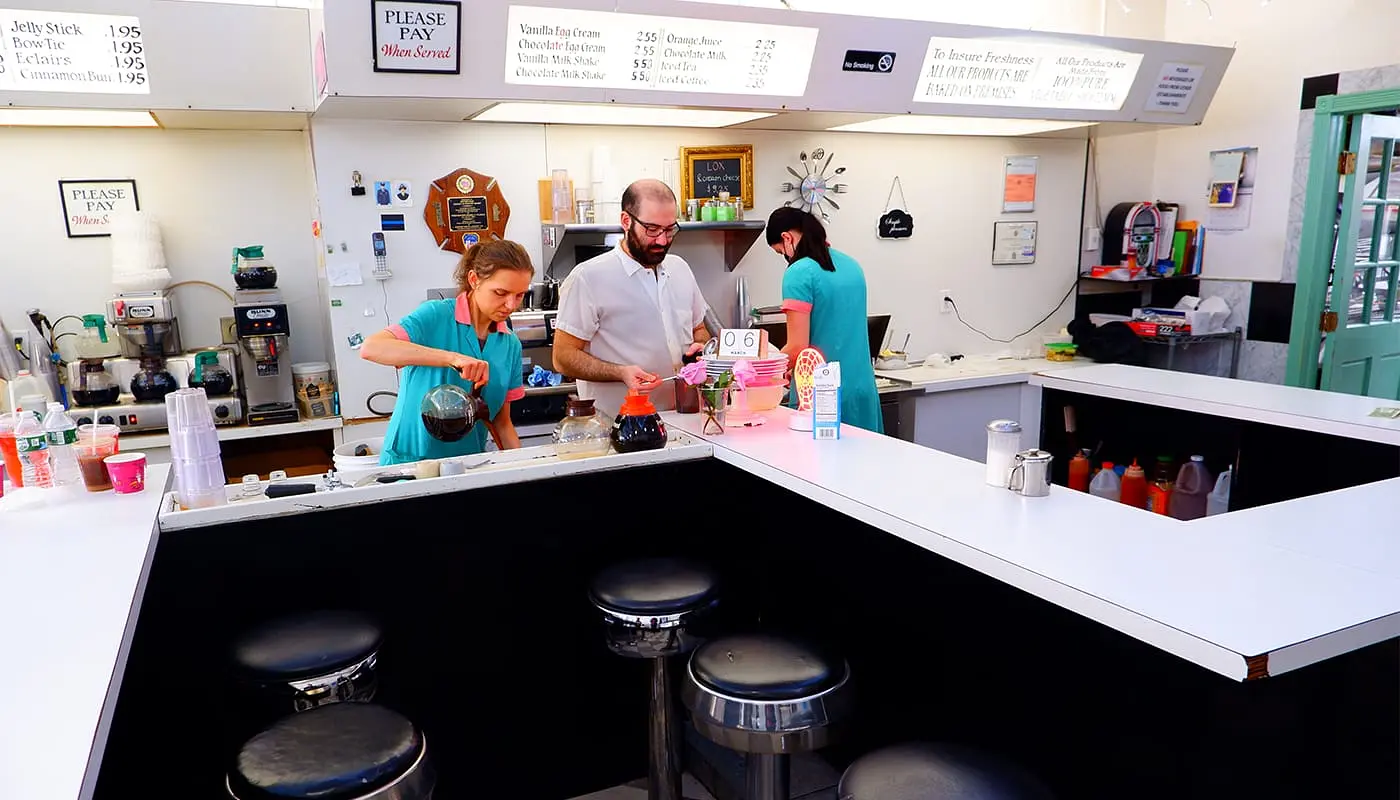 Parhaat donitsit New Yorkissa - Peter Pan Donut Pastry Shop