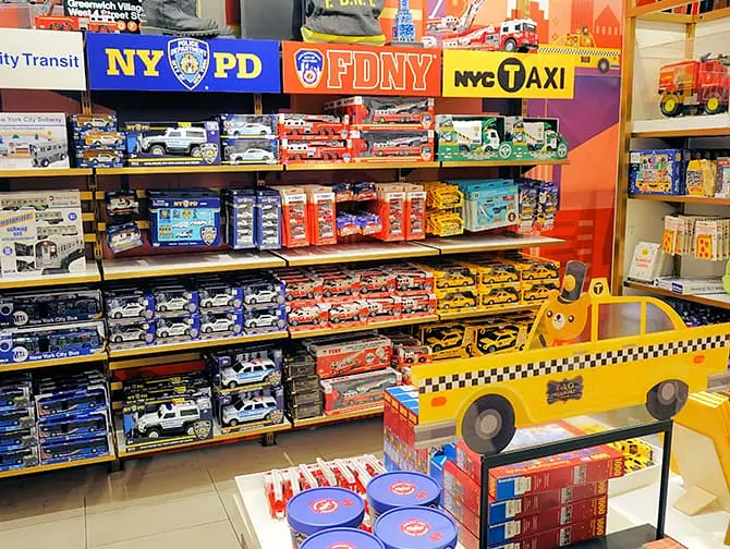 FAO Schwarz New Yorkissa - Lahjat
