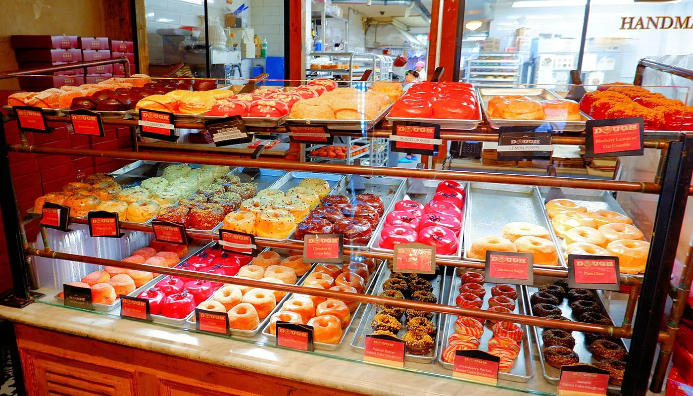 Parhaat donitsit New Yorkissa - Dough Doughnut Rockefeller