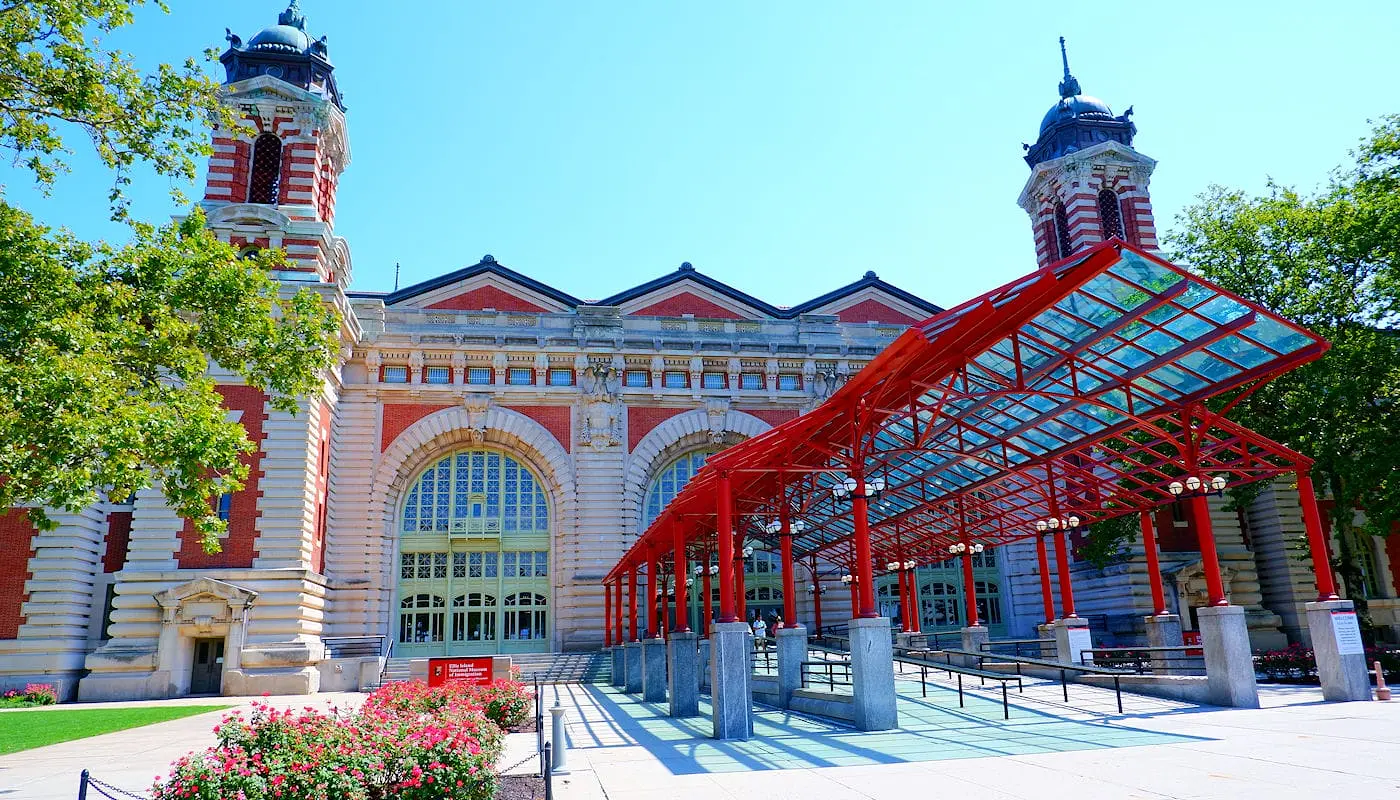 Parhaat museot New Yorkissa - Ellis Island