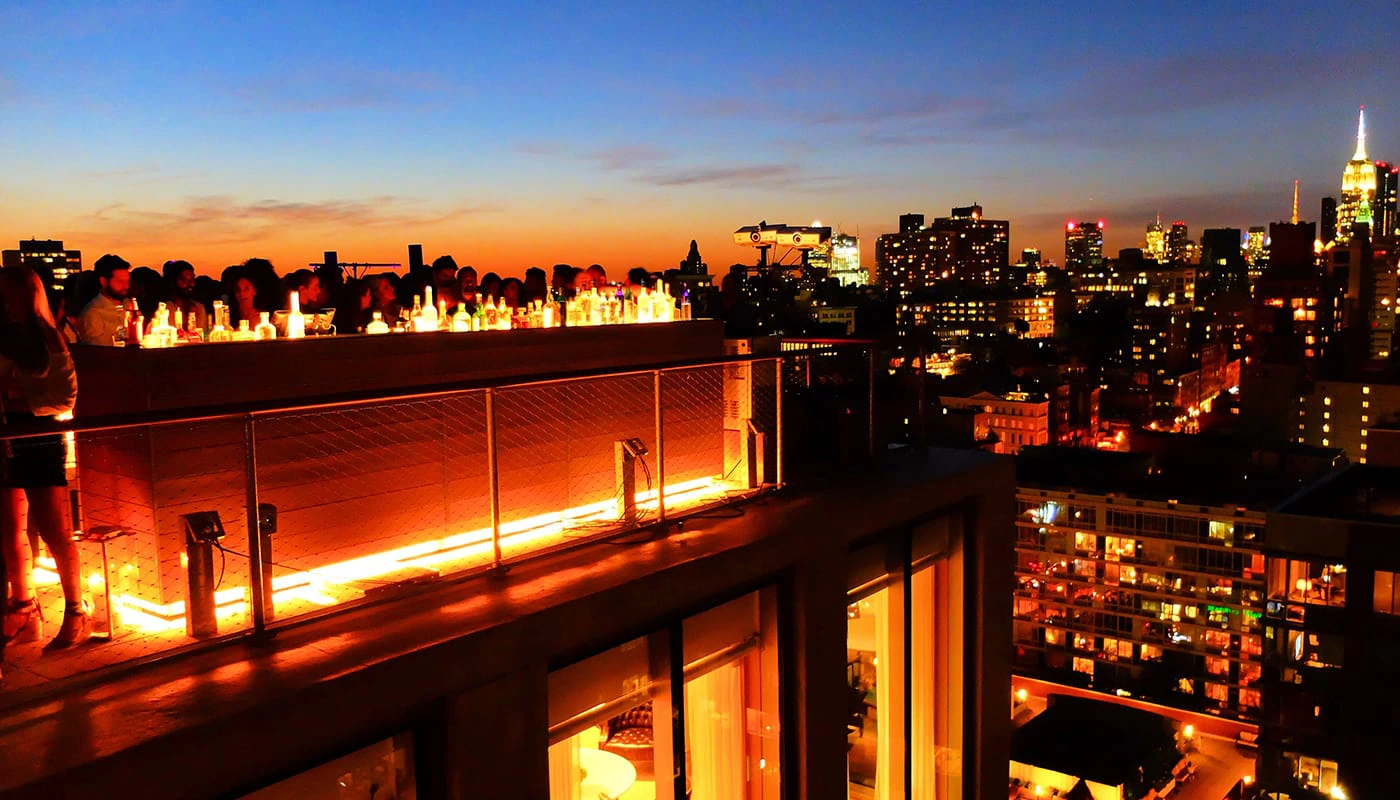 Parhaat yökerhot New Yorkissa - The Roof PUBLIC Hotel