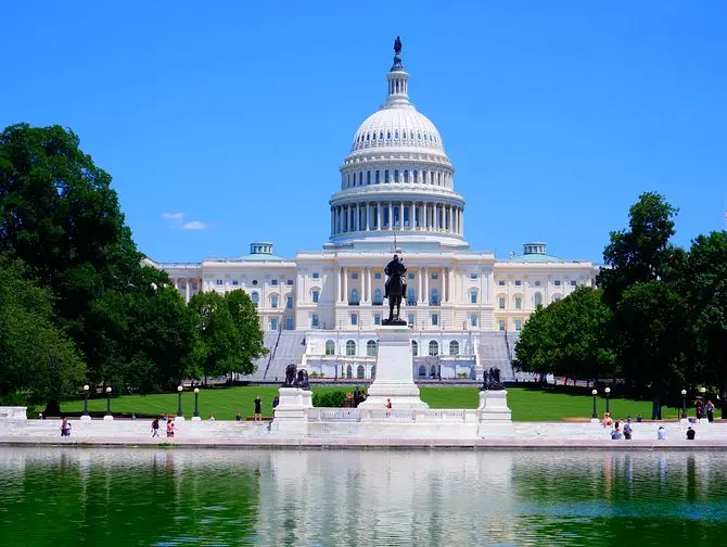 Miten vierailla Washington D.C.:ssä New Yorkista?